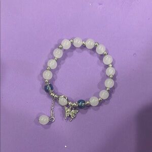 Elegant White Agate Beaded Bracelet with Butterfly Charm